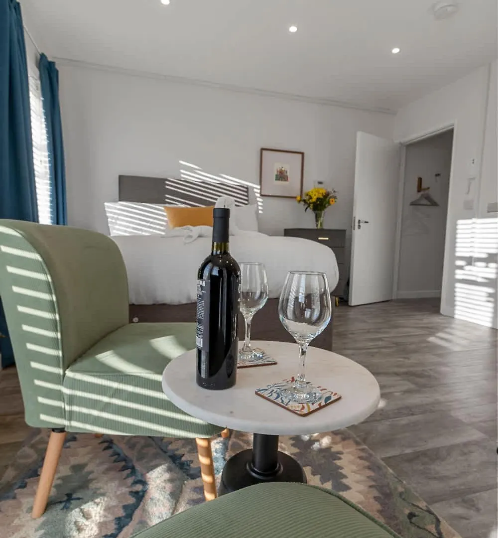 Lägenhet Centre Point Studio - Short Stays Uk Exeter